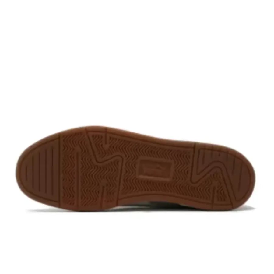 حذاء رياضي منخفض الارتفاع للرجال من PUMA C-Skate: أنيق، خفيف الوزن، قابل للتنفس، متين، ومقاوم للصدمات باللونين الرمادي والأبيض 403145-02