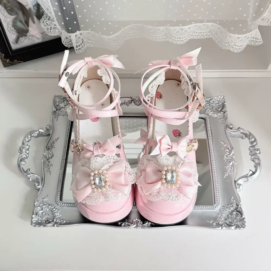 【Witch's Night】 حذاء بنعل سميك مرتفع وفيونكة لطيفة، حذاء الأميرة الحلو (Princess Shoes).