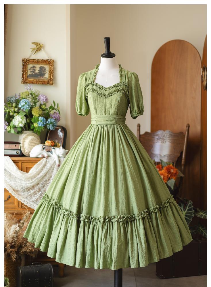 【Forest Wardrobe】فستان ريفي كلاسيكي بياقة مربعة وأكتاف مكشكشة "أغنية الغابة" من براند خزانة الغابة