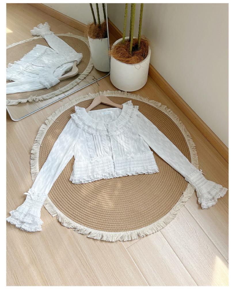 【With Puji】سترة كارديجان (Cardigan) لوليتا بياقة مكشكشة (Lotus Leaf) ودانتيل بنقش الفراشة وفيونكة متوفرة بثلاثة ألوان