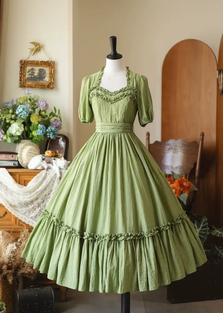 【Forest Wardrobe】فستان ريفي كلاسيكي بياقة مربعة وأكتاف مكشكشة "أغنية الغابة" من براند خزانة الغابة
