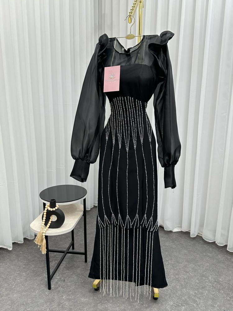 فستانين مطرزه ابيض اسود