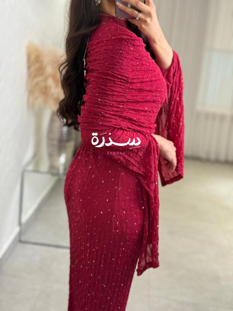 فستان سهرة ناعم