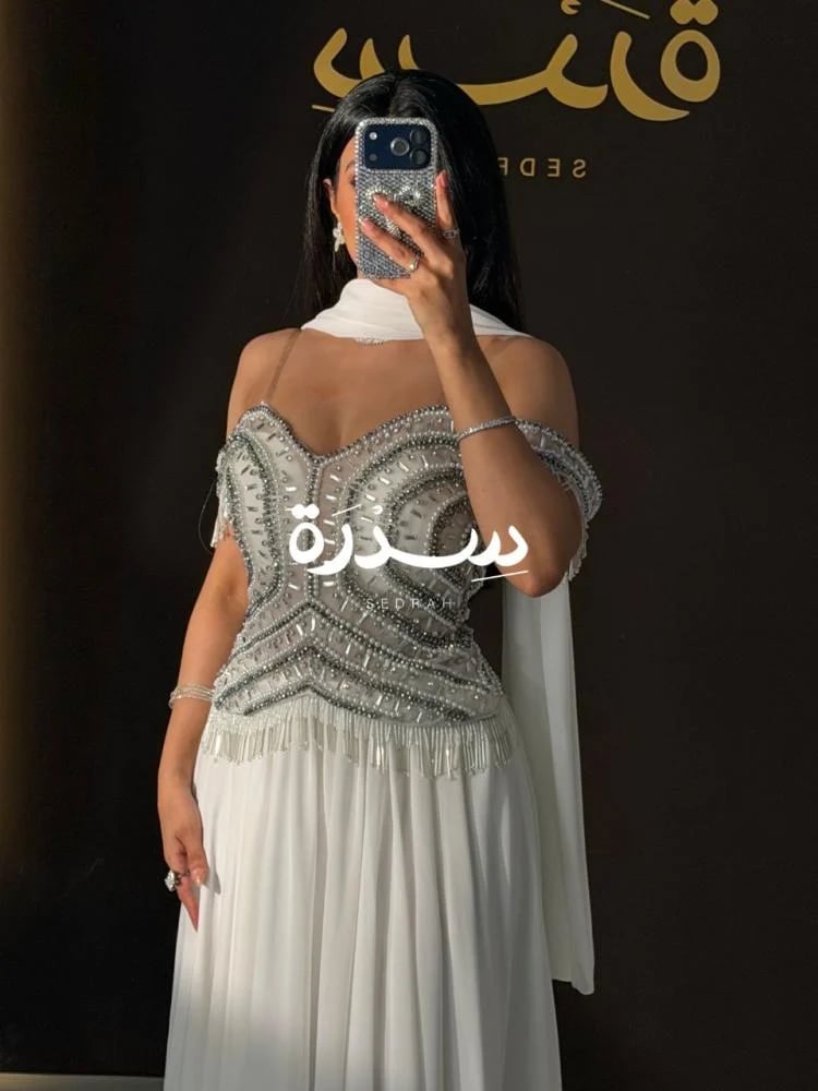 فستان سهرة أوف شولدر بوشاح رقيق