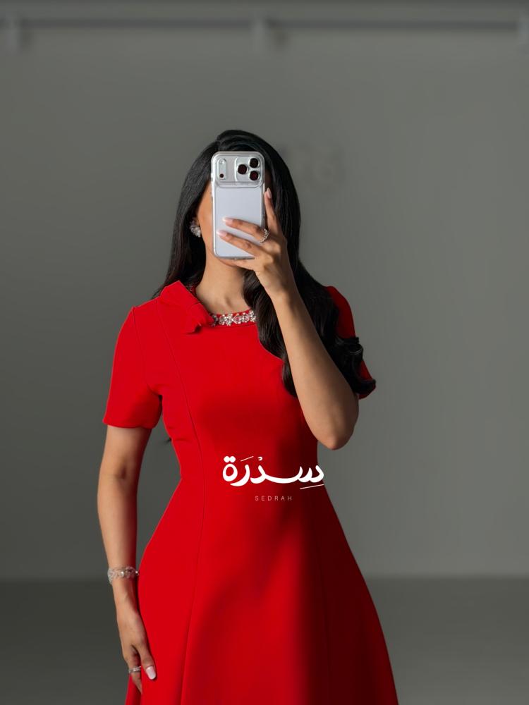 فستان ناعم باكسسوار