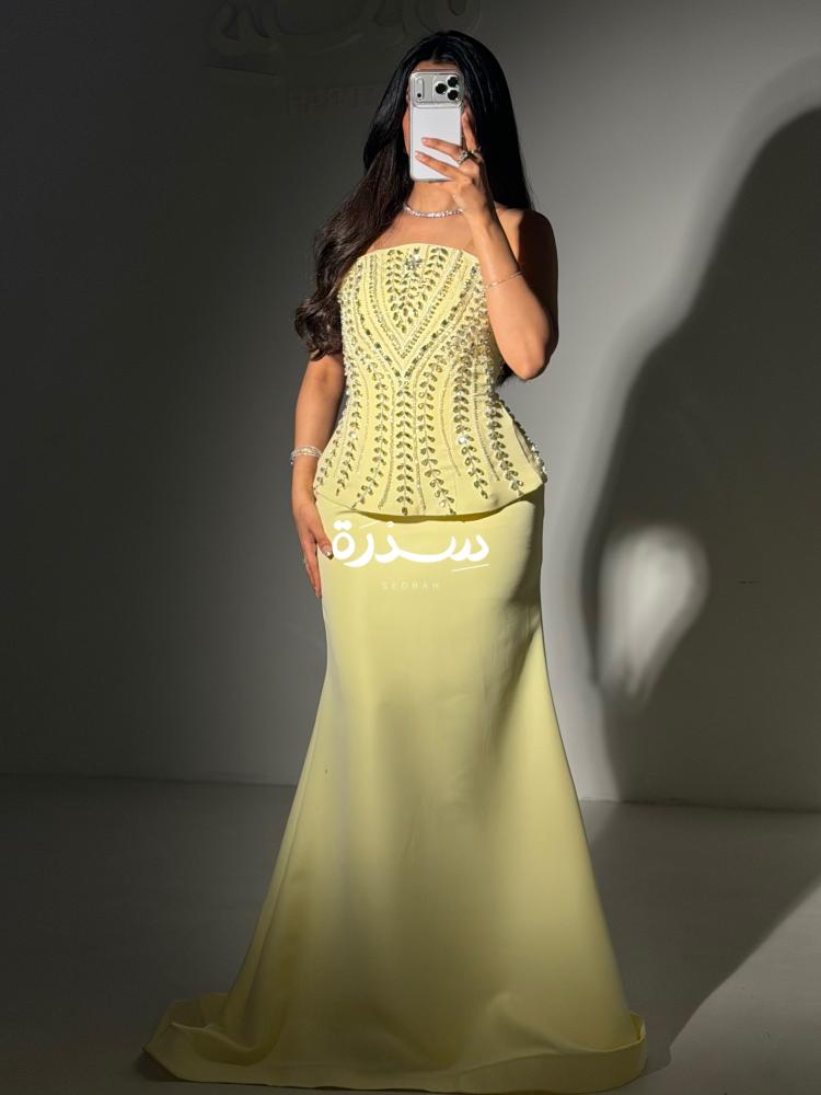 ‏فستان سهرة كورسيه بتطريز يدوي