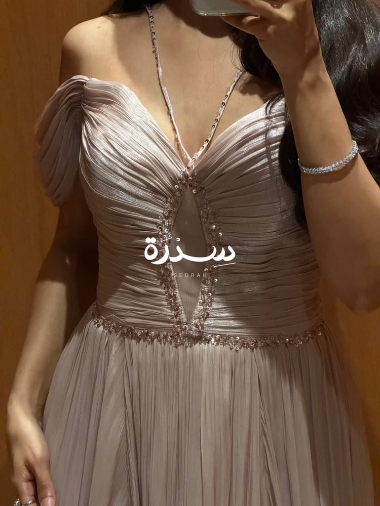فستان سهرة كرنكل بفصوص علويه
