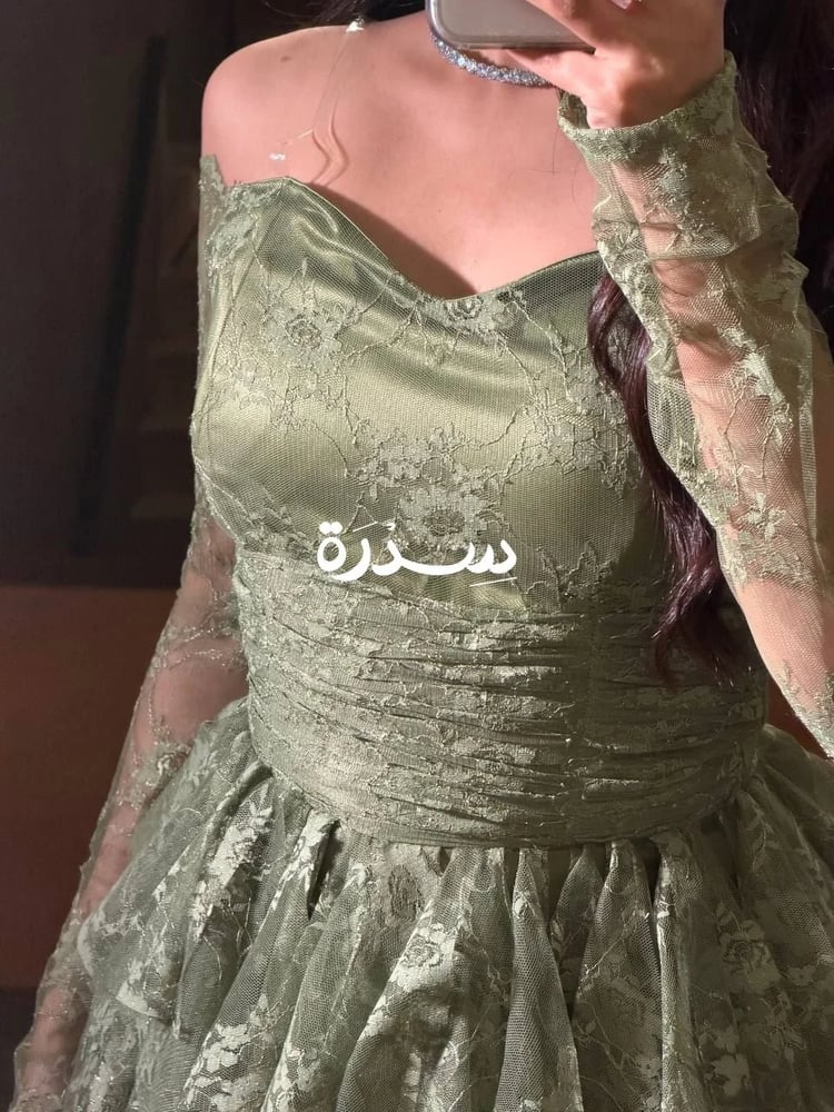 فستان سهرة دانتيل كامل