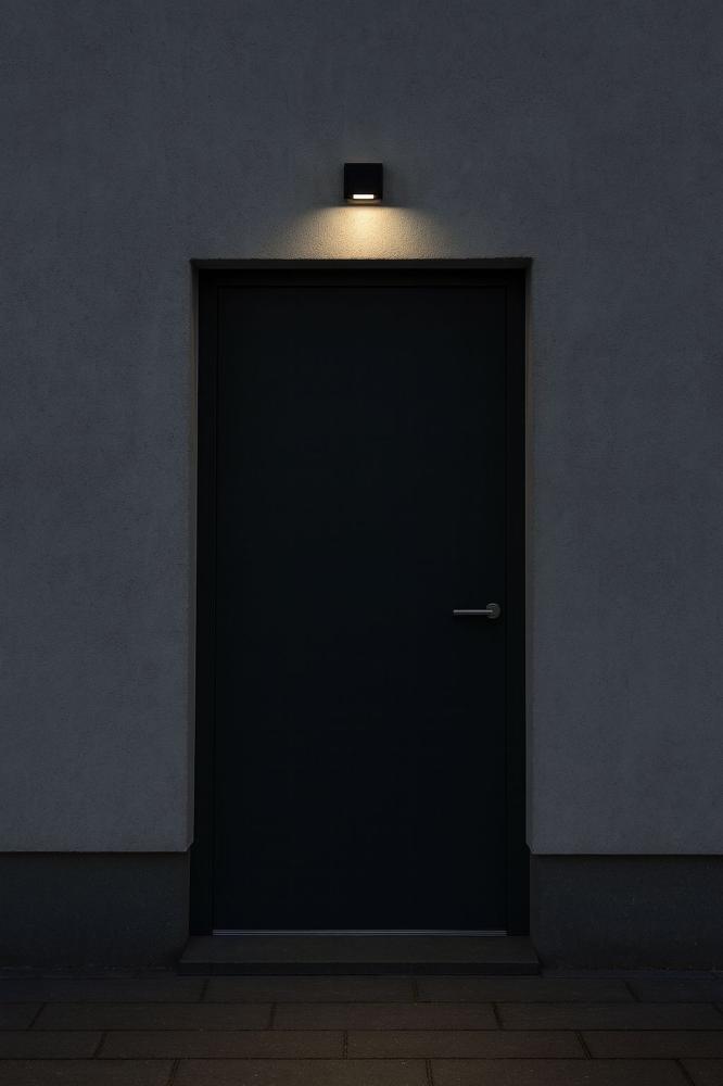 Single gate flashlight
