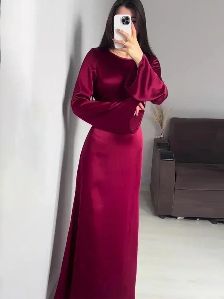 فستان ستان كلاسيكي طويل