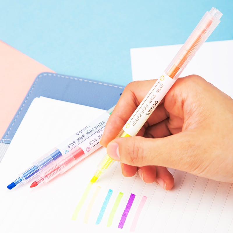 Dual-ended highlighter pen with two fluorescent shimmer colors