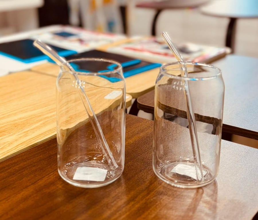 كوبين زجاجية شفاف بمصاص 400ml  تصميم عصري