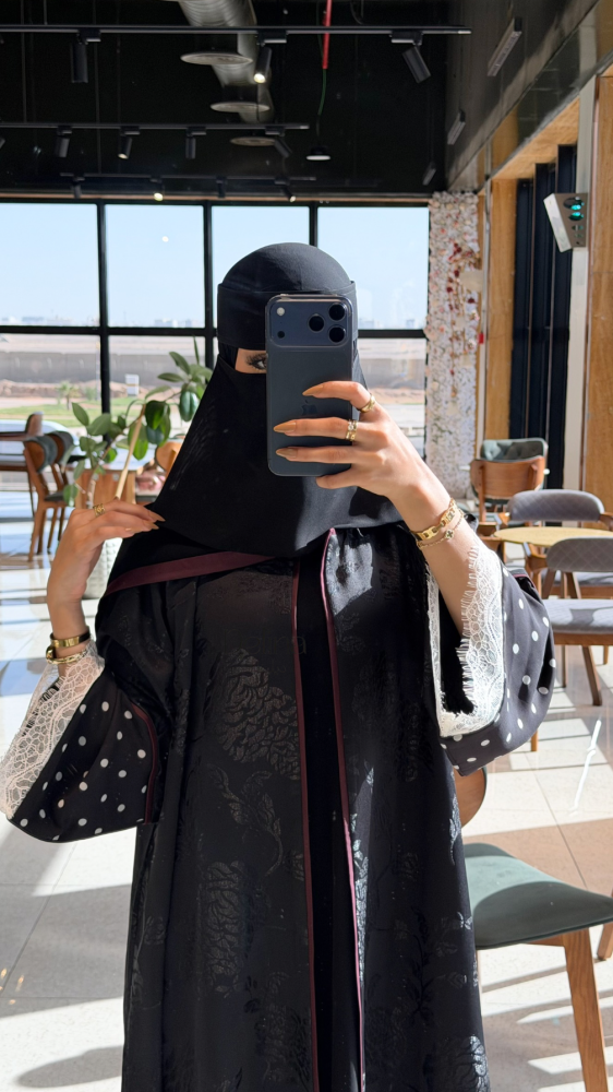 عباية عبير