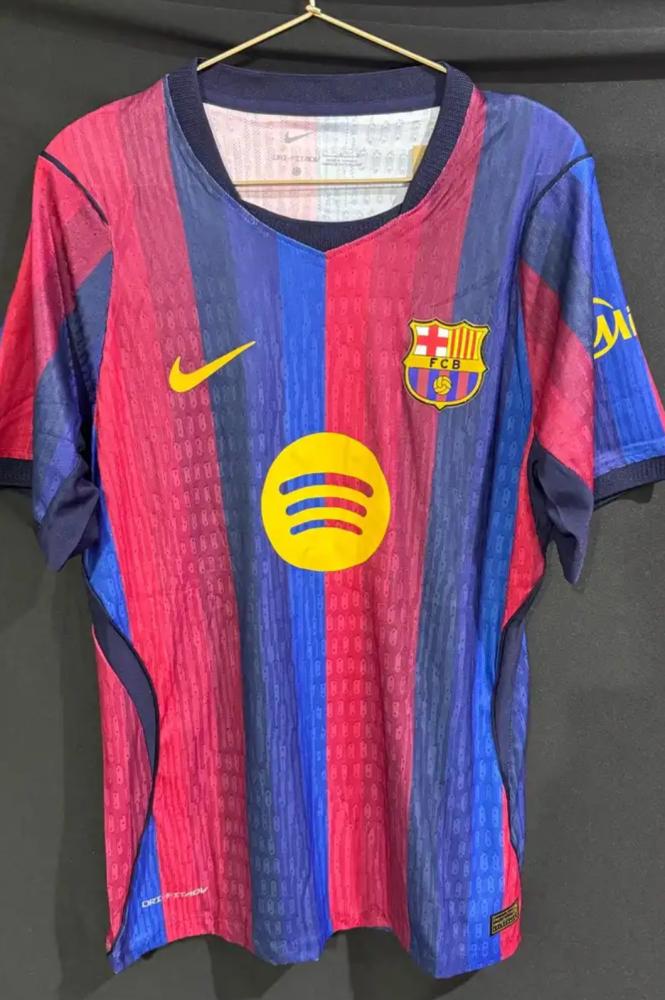 تيشرت برشلونة 2026