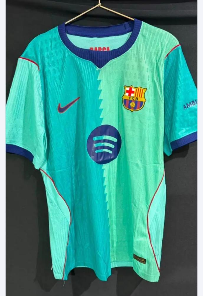 قميص برشلونة الإحتياطي 26/27