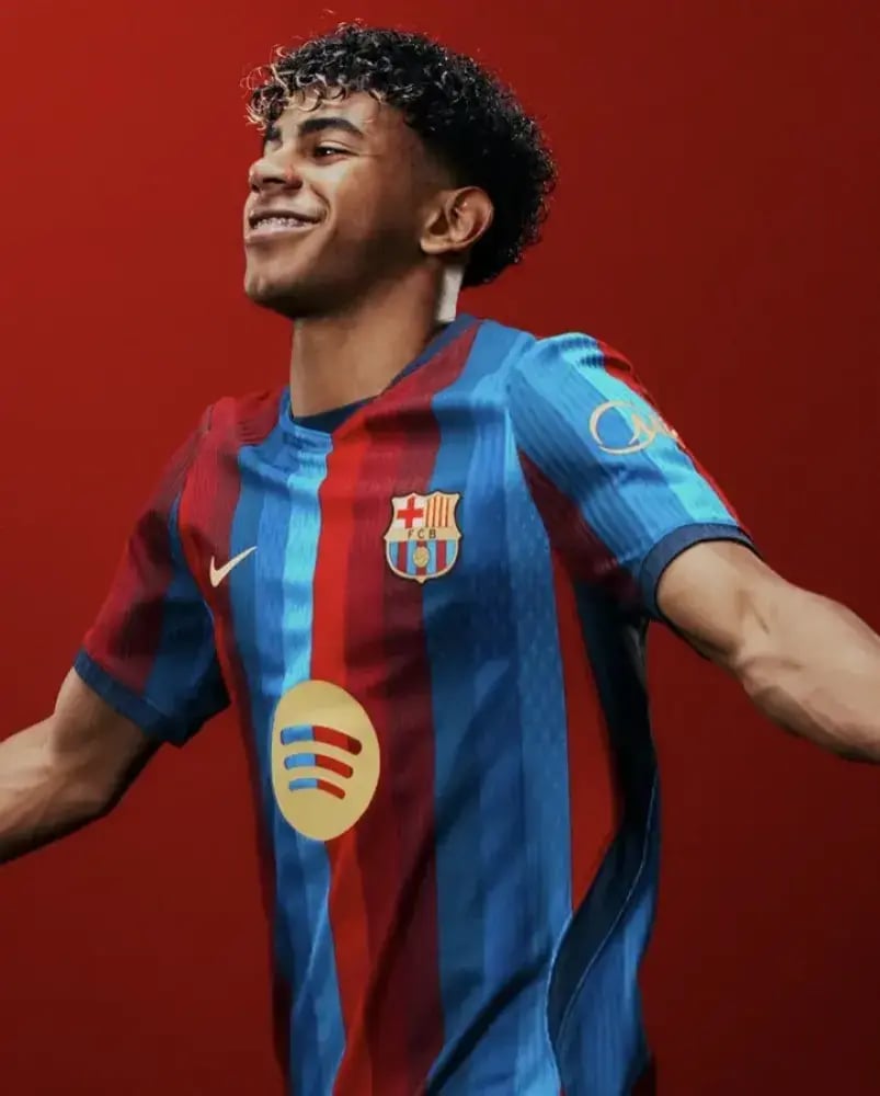 تيشرت برشلونة 2026