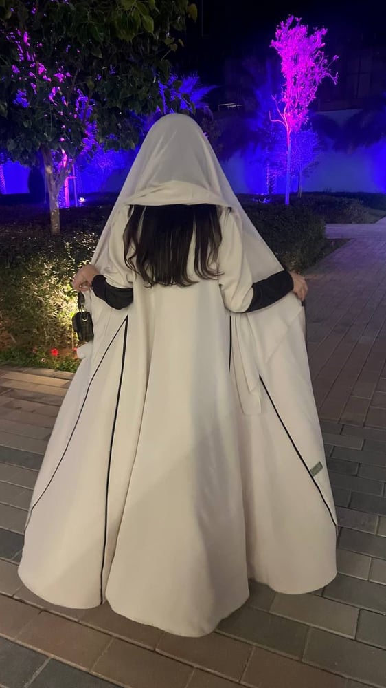 عباية الاقحوان