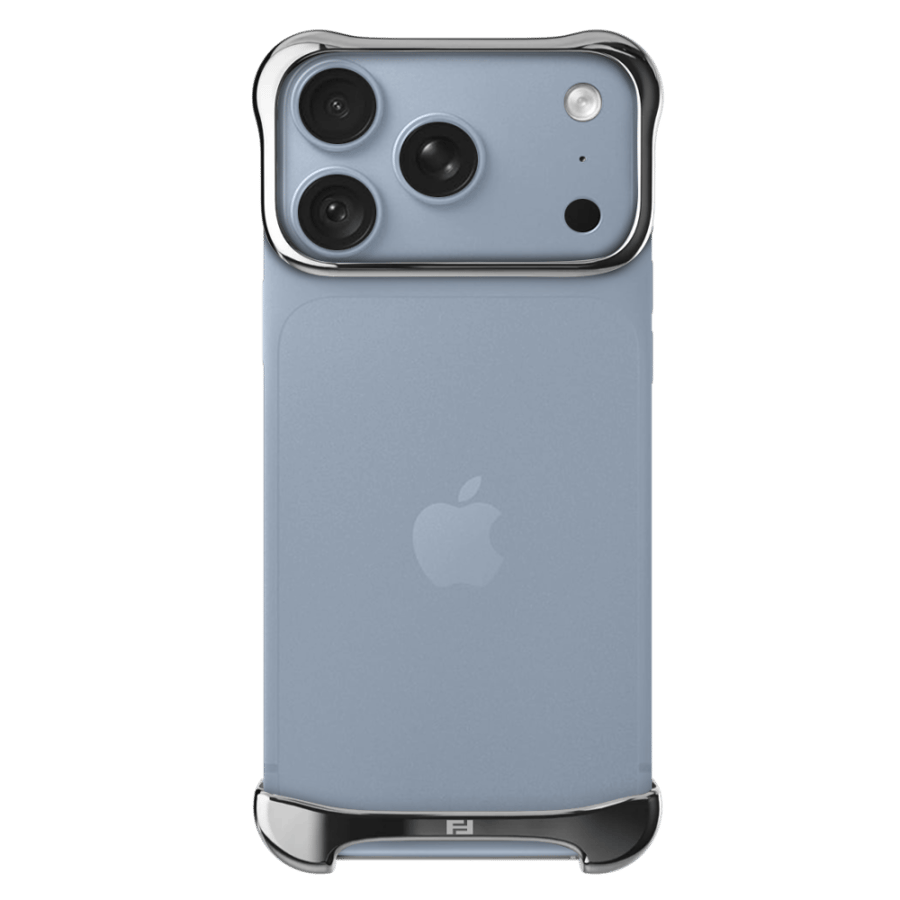 تِيتَـان iPhone 18