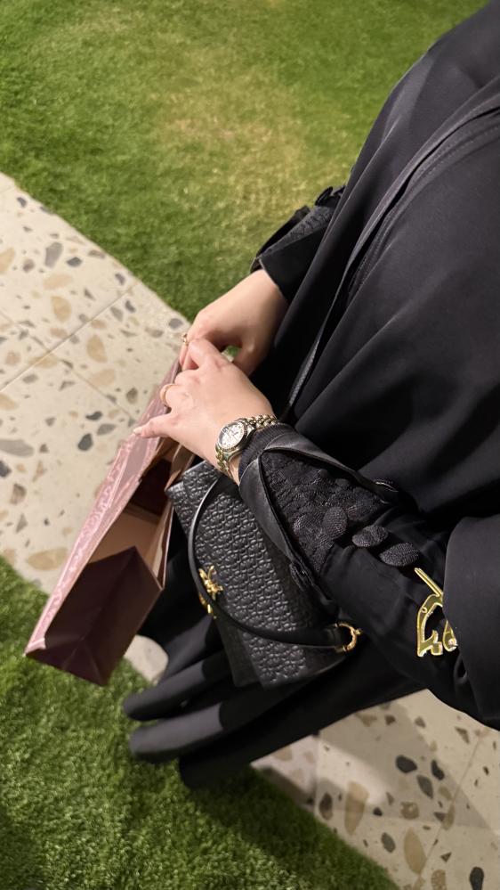 عبايه دبل كلوش بلاك بيري فيتنامي مع طرحه