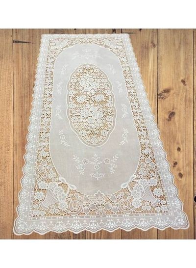 مفرش بلاستيك مشابه للدانتيل مقاس 40*90 سم | Plastic tablecloth similar to lace, size 40 * 90 cm