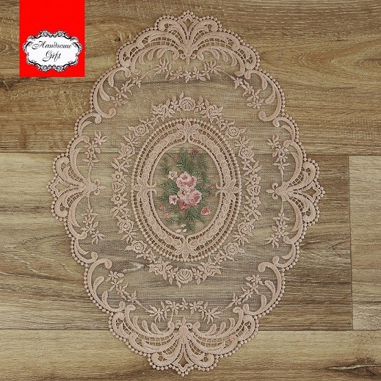 مفرش دانتيل وردي | Lace Oval 30x40 cm pink
