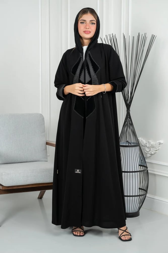 Royal crepe abaya with elegant straight sleeves