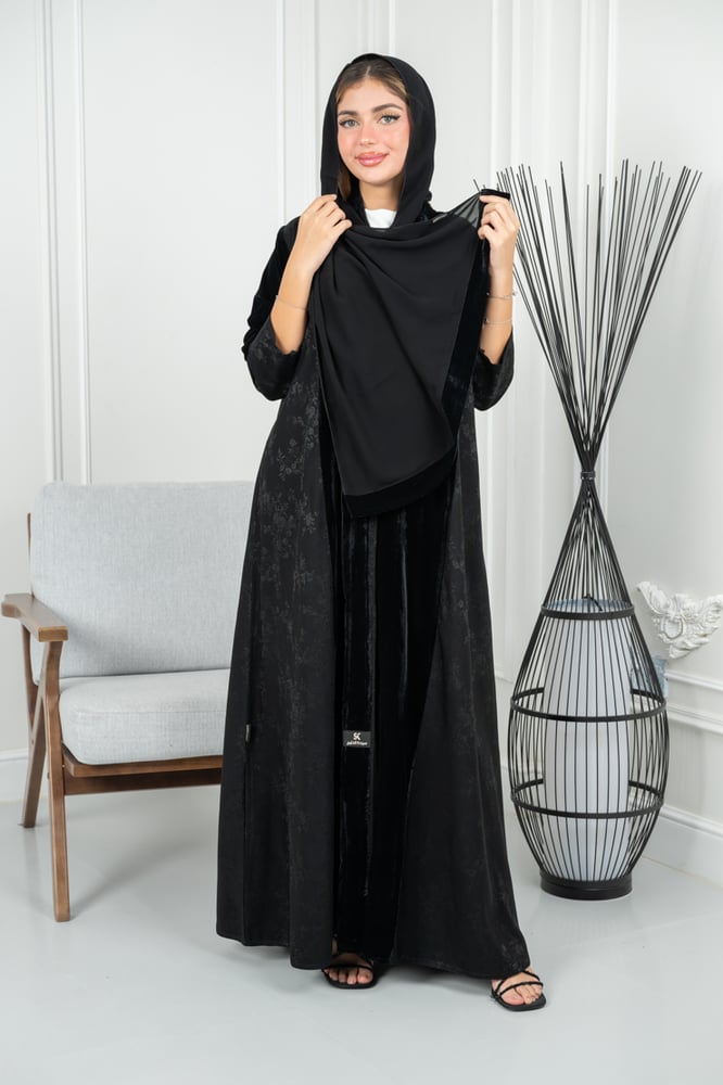 First grade velvet abaya with jacquard fabric and embroidered sleeves