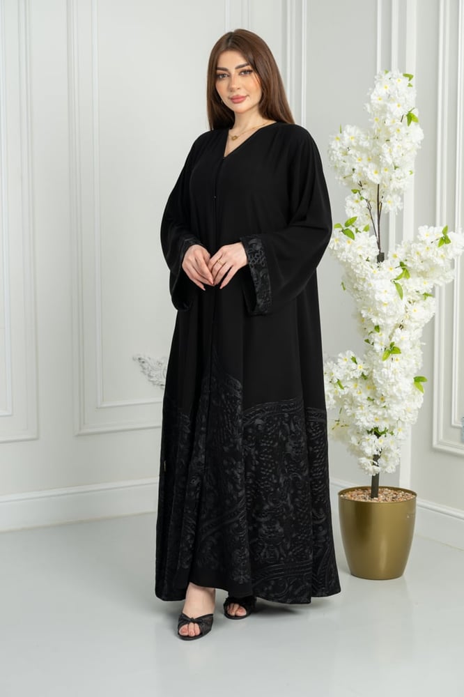 Royal Korean embroidered abaya with a semi-wide cut