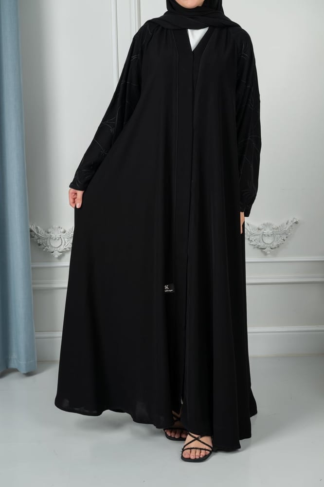 Ceramic abaya in deep black, first grade, with puffed pink sleeves