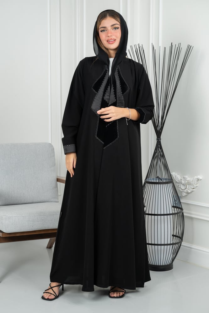 Royal crepe abaya with elegant straight sleeves