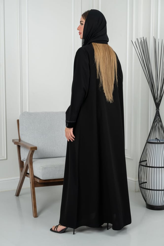 Royal crepe abaya with elegant straight sleeves