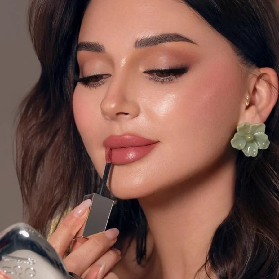 نوره بو عوض احمر شفاه سائل - فلاوري
