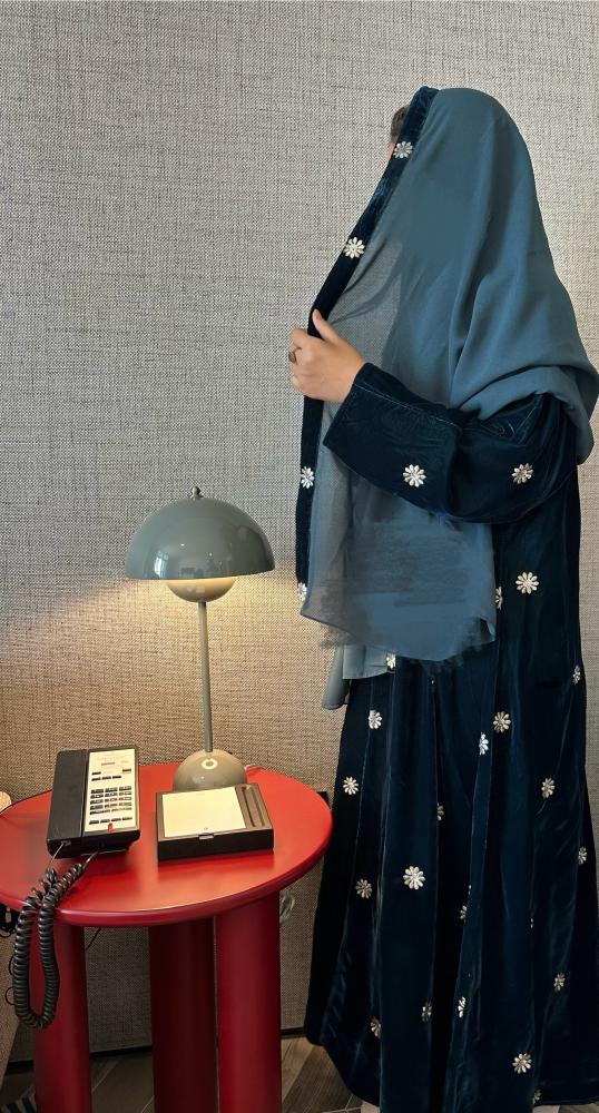 عباية SL8- مخمل