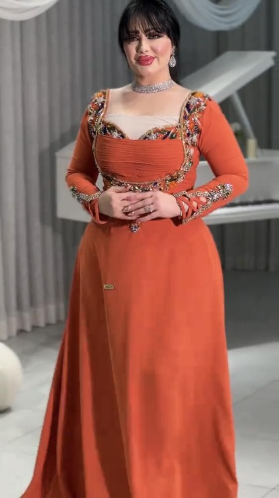 فستان رزانه