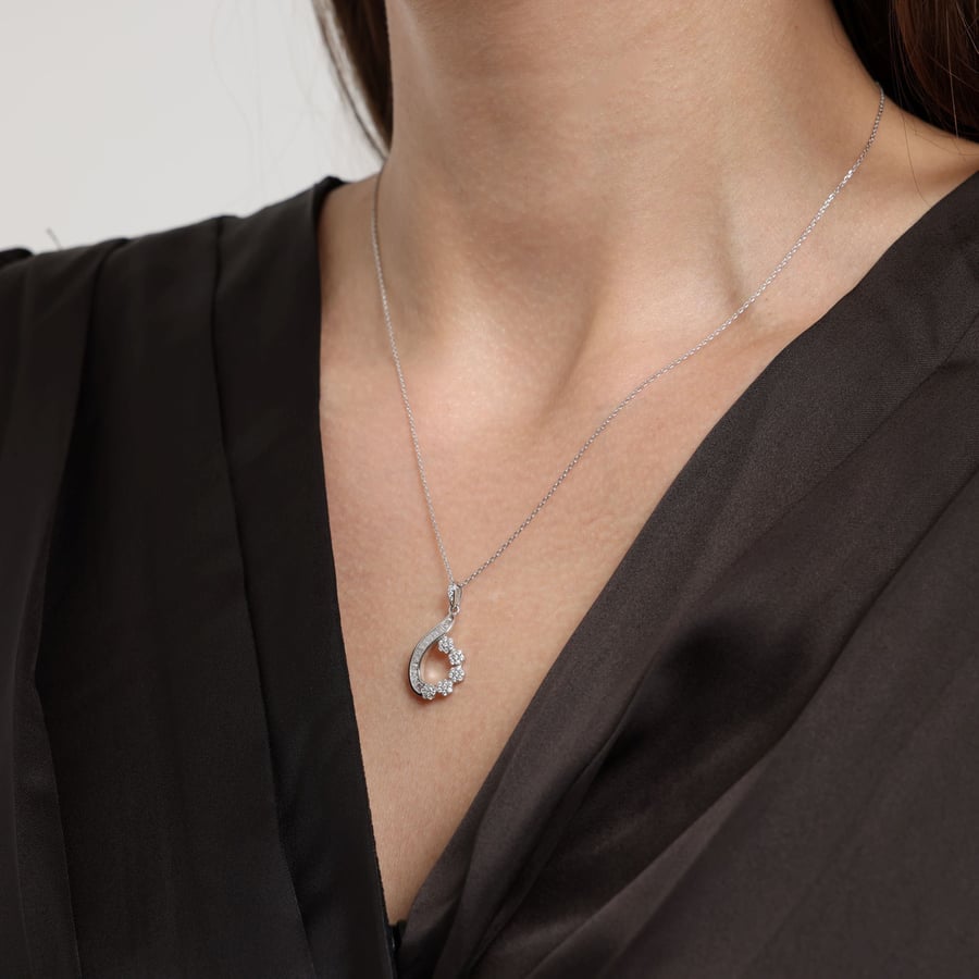 The Shimmer Class Jewellery Set