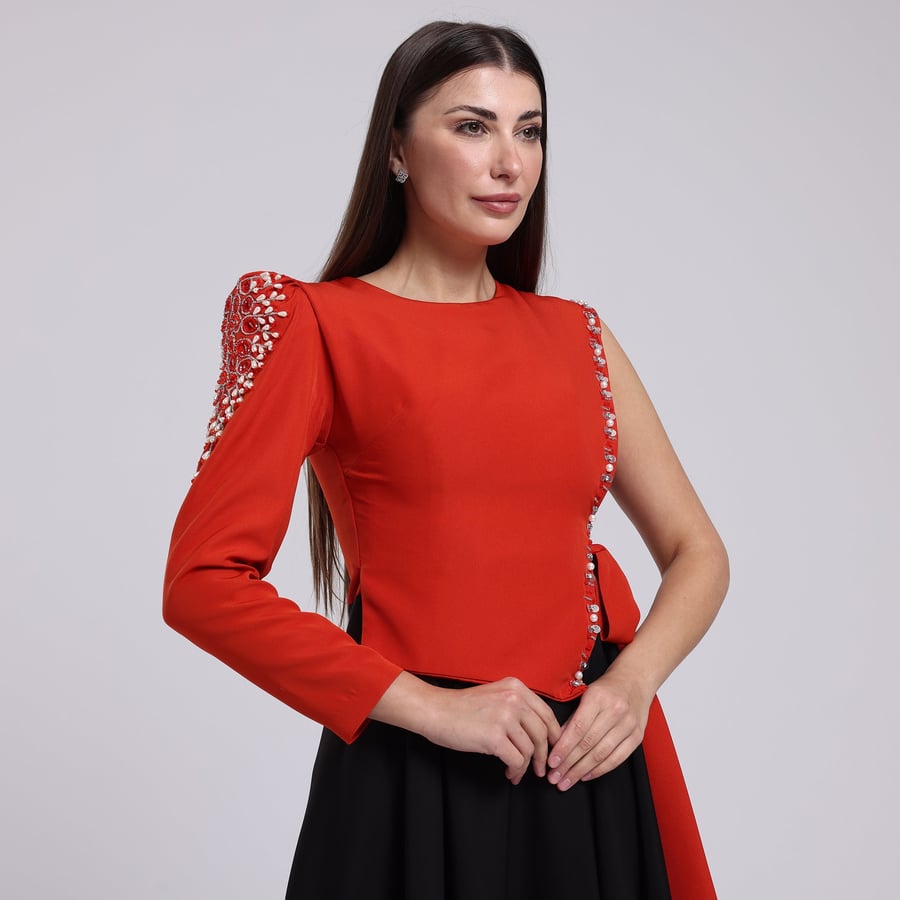 فستان بكم واحد مزين بشك