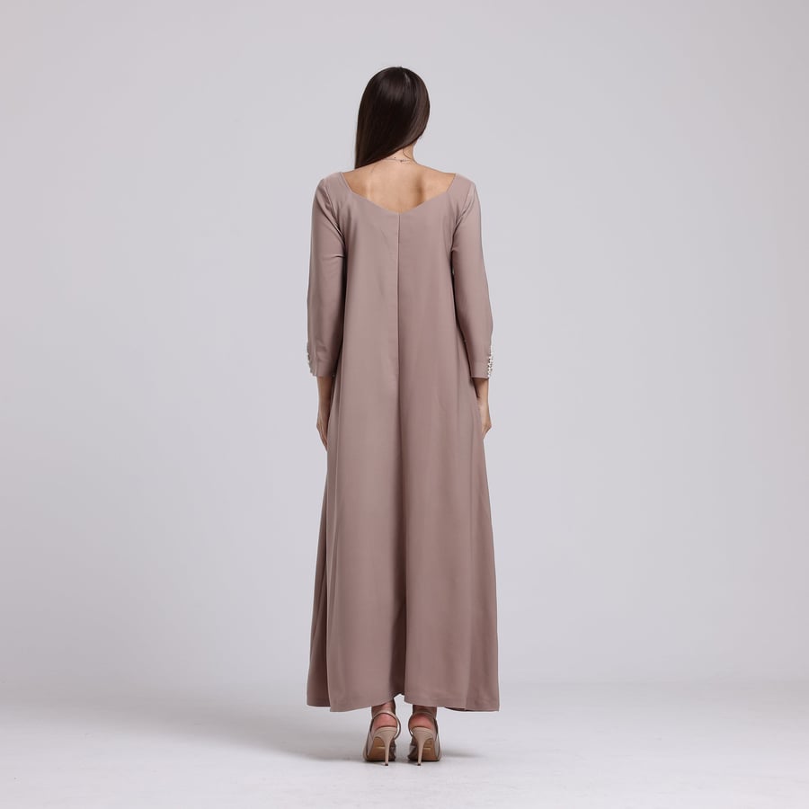 Long Square-Neck Jalabiya with Embroidery