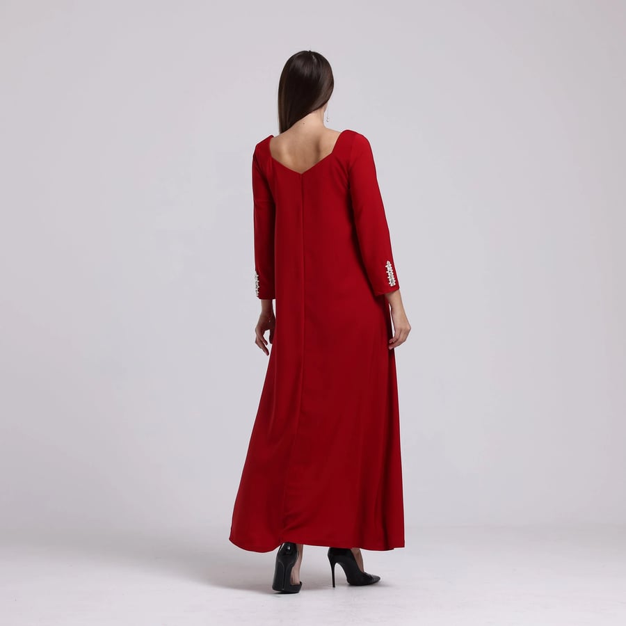 Long Square-Neck Jalabiya with Embroidery