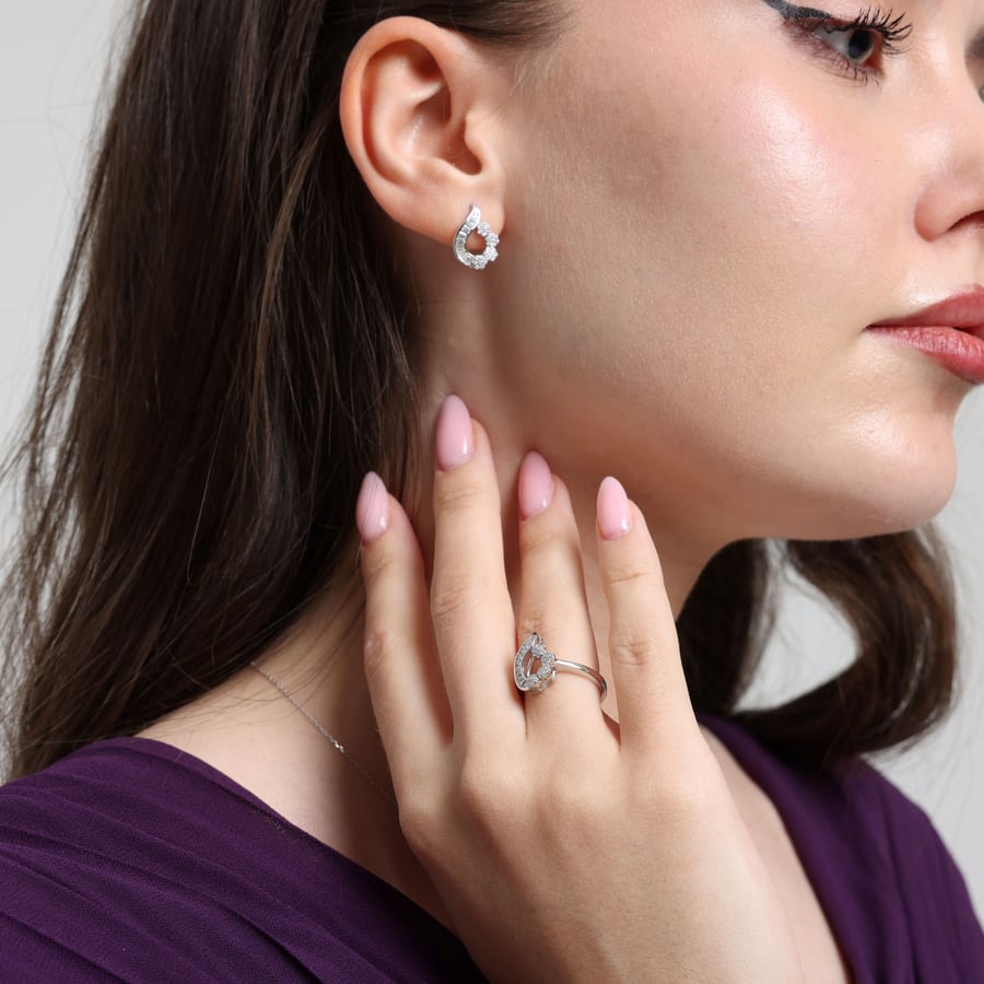 The Shimmer Class Jewellery Set