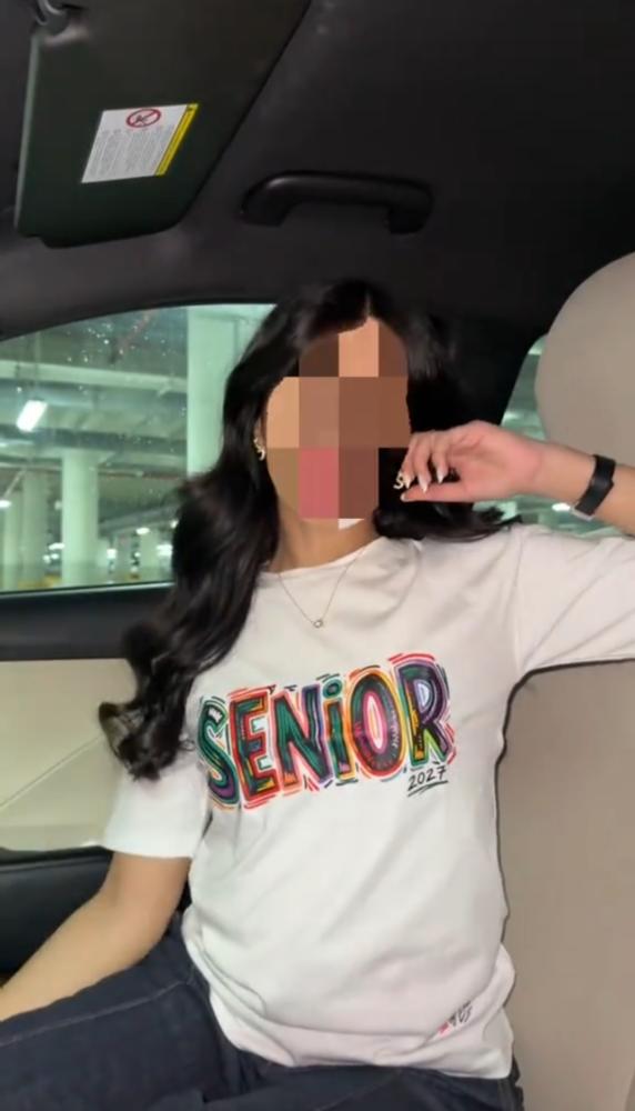تيشرت SENIOR تخرج 2027 | ألوان جرافيتي فخمة