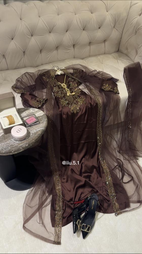 مخور بشت وطرحه