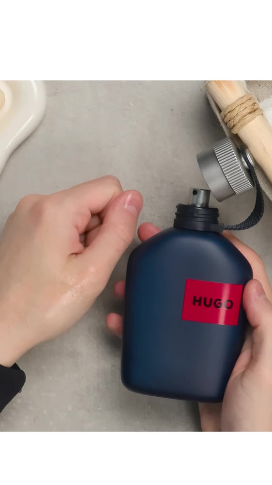 عطر هوغو بوس جينز الرجالي او دو تواليت 125مل