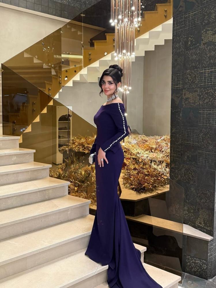 فستان ناعم أكمام تطريز