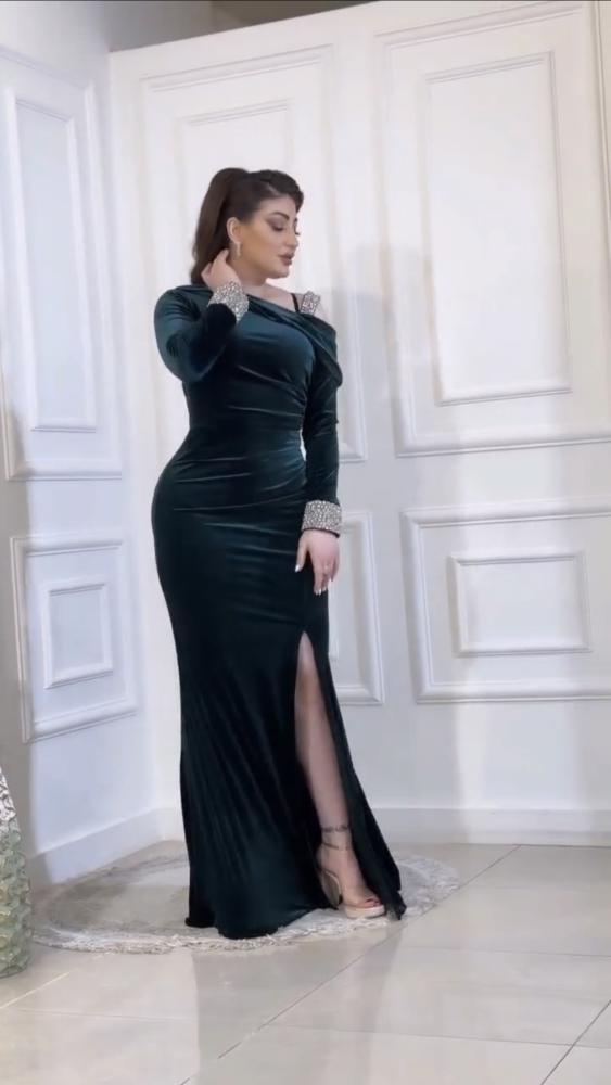 فستان مخمل
