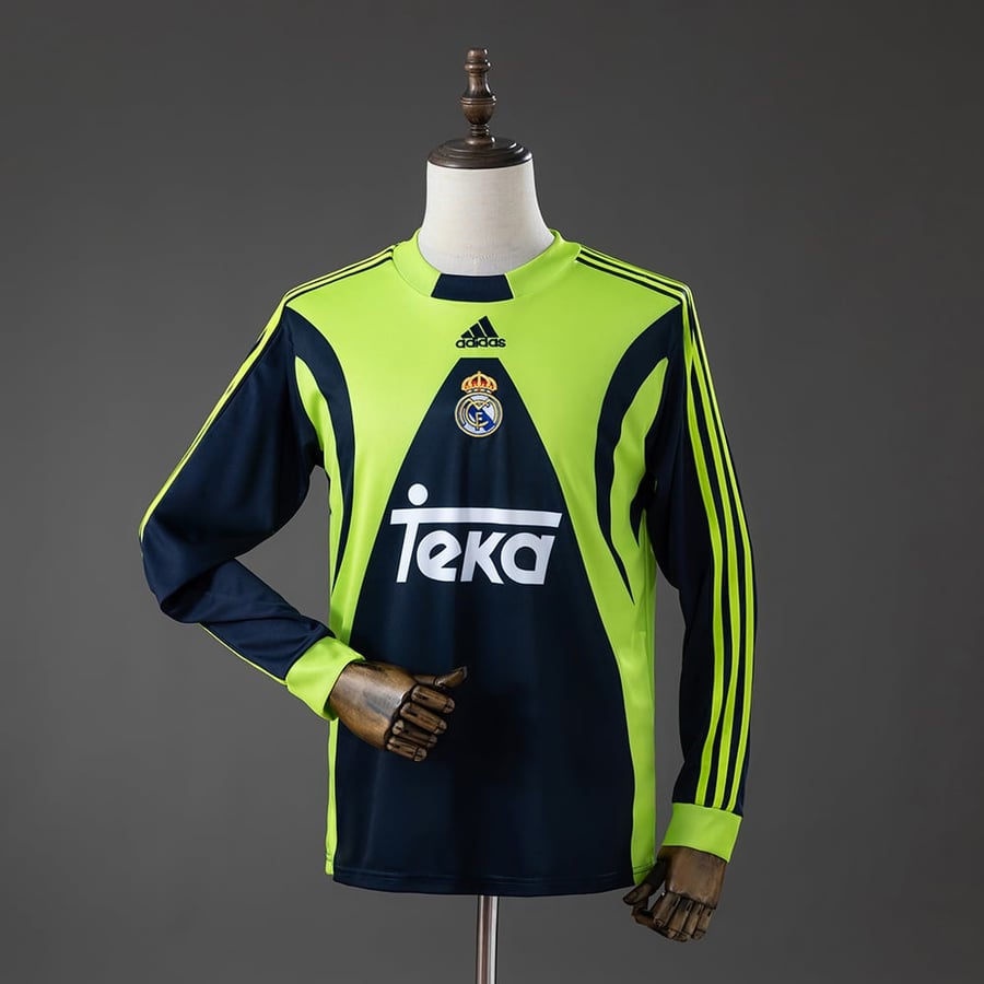 ريال مدريد الحارس 99/00 كلاسيك