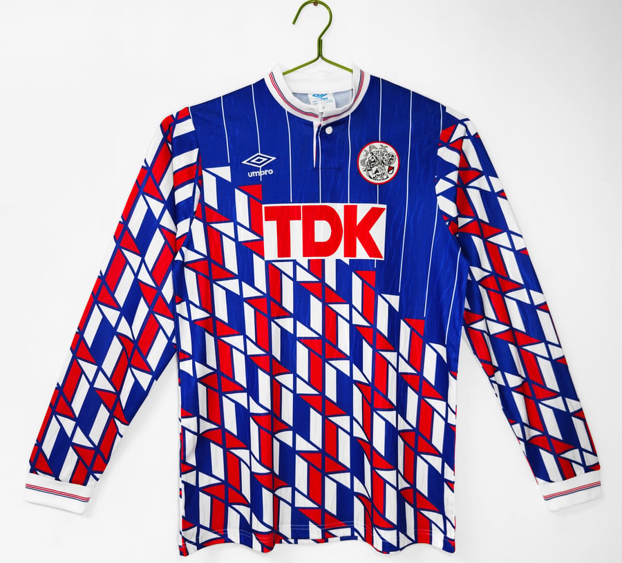 اياكس 89/90 كم طويل