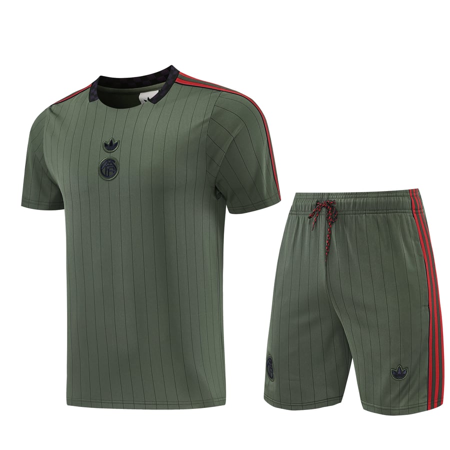 بايرن ميونيخ TERRACE ICONS JERSEY