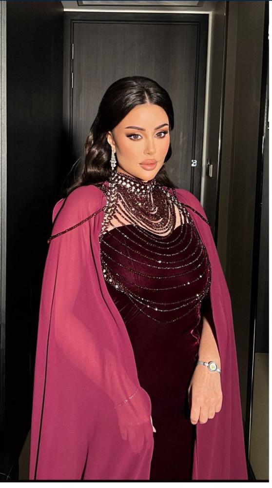 فستان سهره اللون الملكي