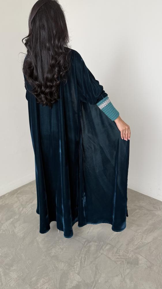Hawaiian crochet abaya