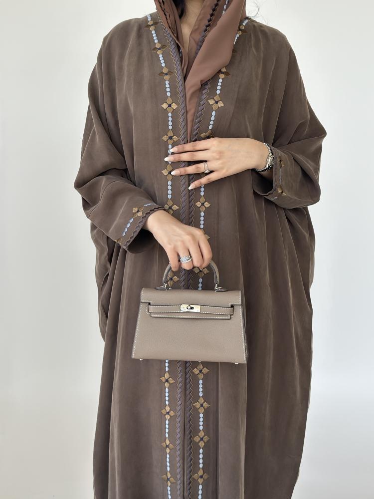 عبايه(١٠٢)